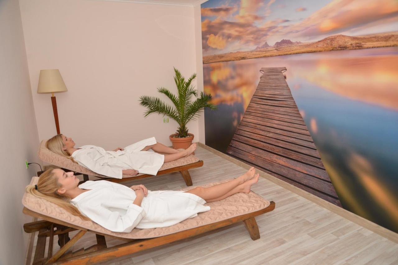 Hotel Aquastar Danube Κλάντοβο Εξωτερικό φωτογραφία