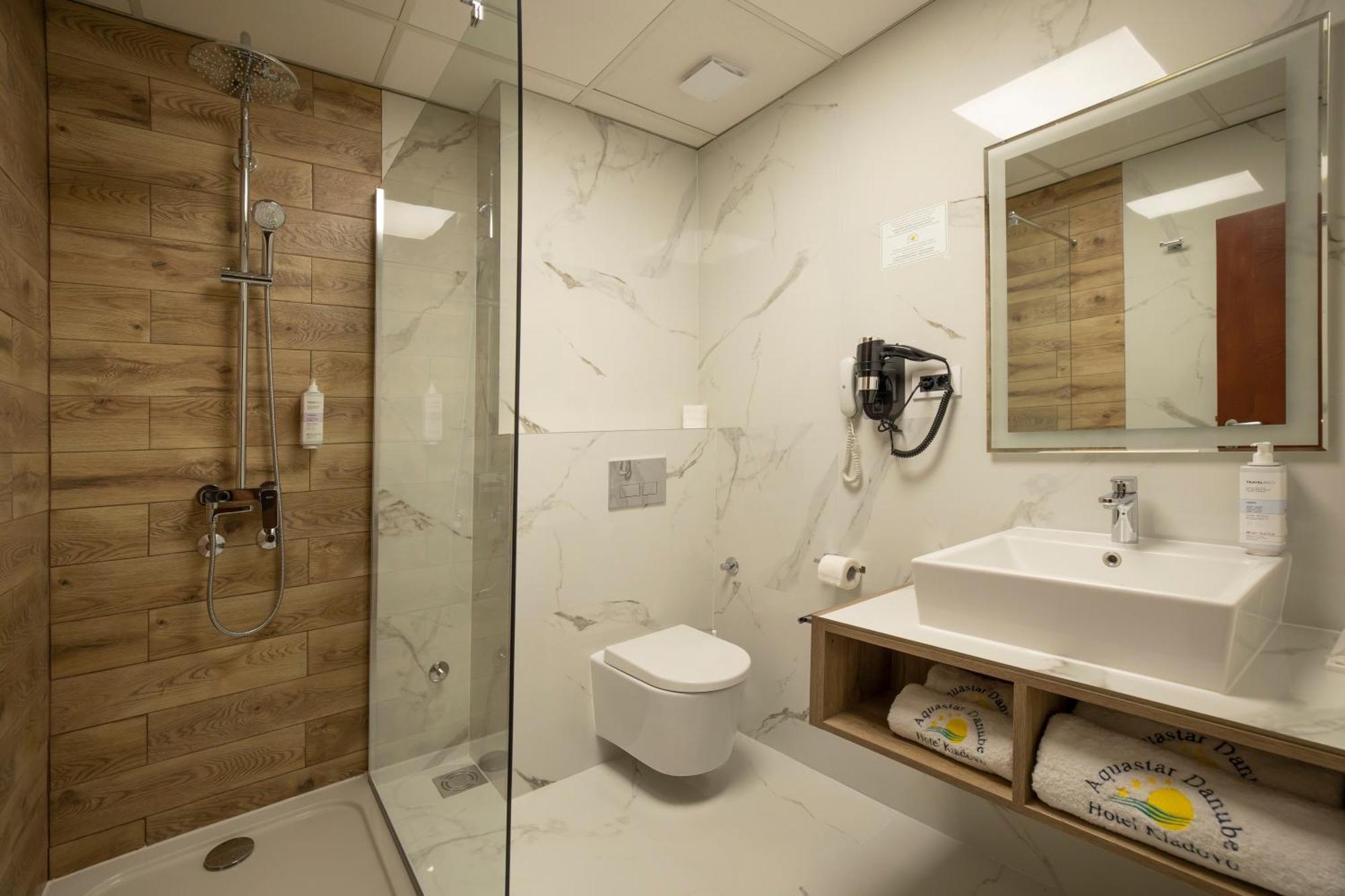 Hotel Aquastar Danube Κλάντοβο Εξωτερικό φωτογραφία