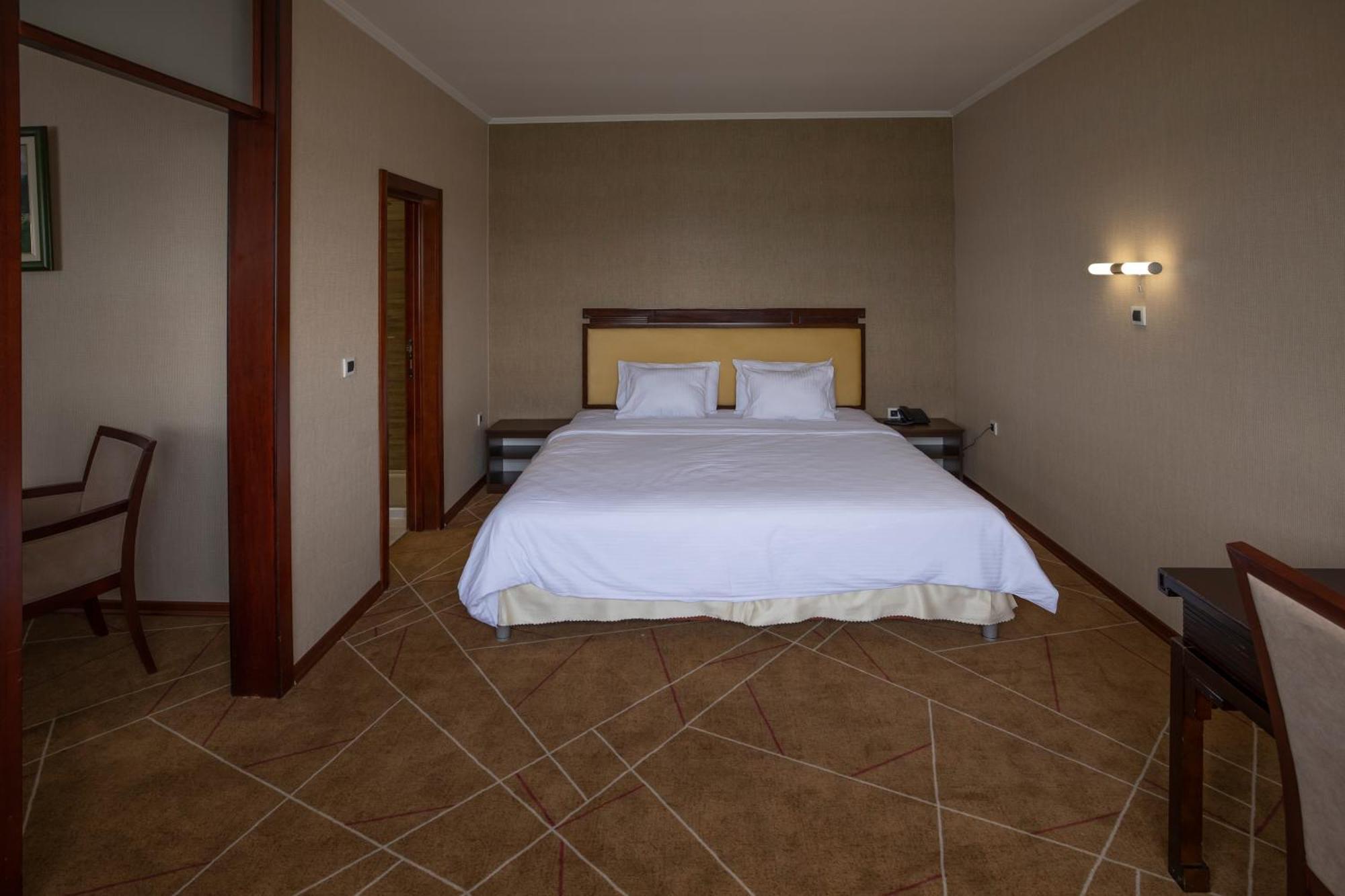 Hotel Aquastar Danube Κλάντοβο Εξωτερικό φωτογραφία