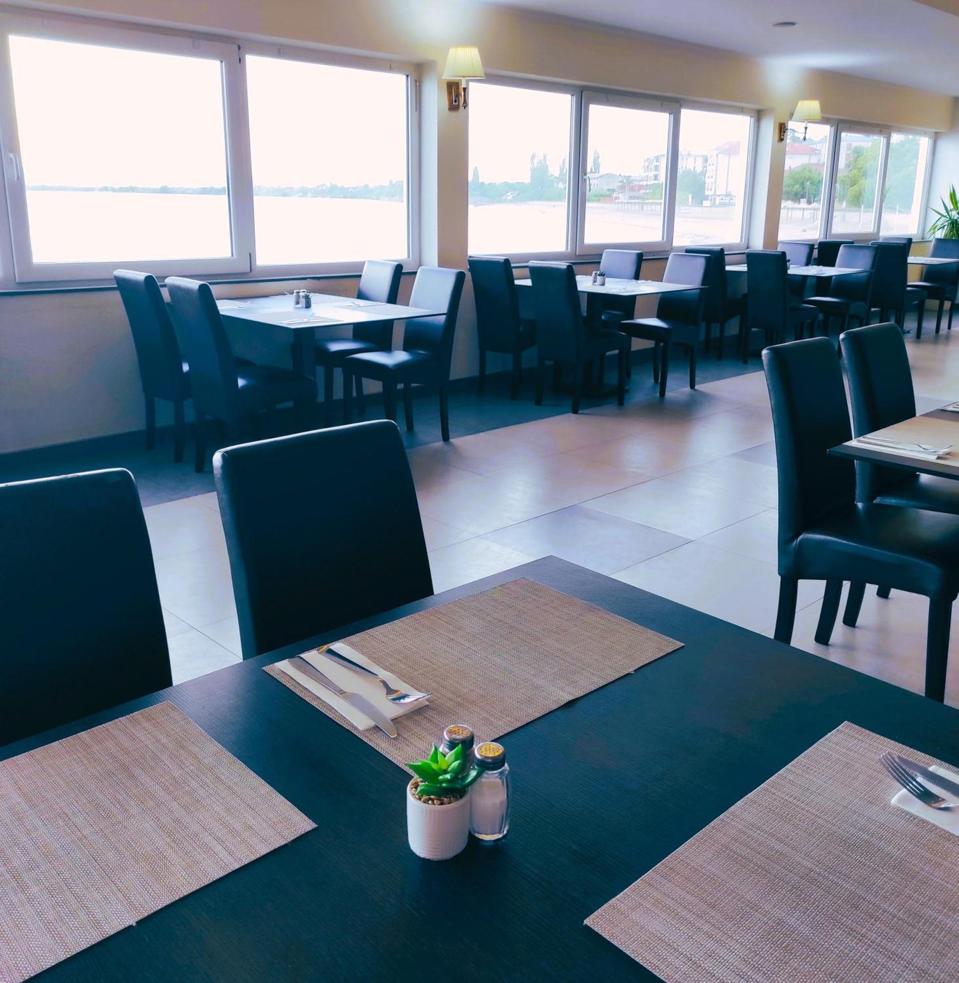 Hotel Aquastar Danube Κλάντοβο Εξωτερικό φωτογραφία